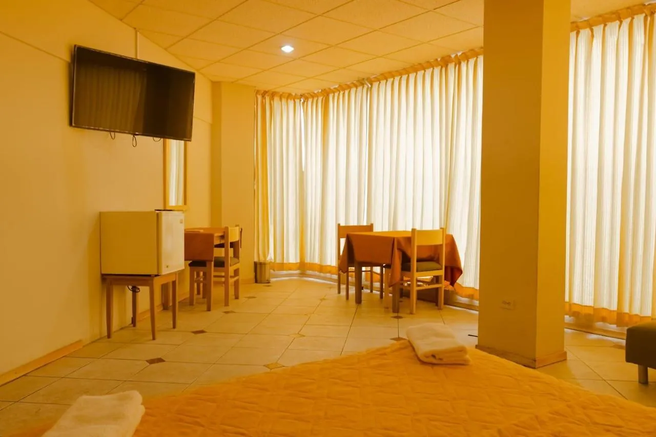 ****  Gold Center Hotel Гуаякиль Эквадор